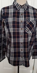 Women's long sleeve botton down  shirt